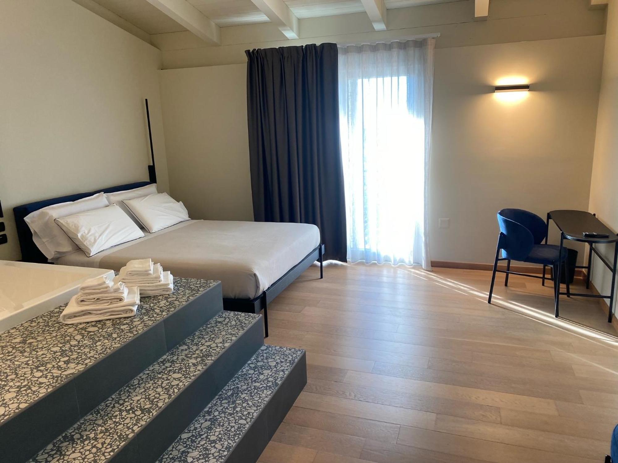 Bed and Breakfast Terra Di Vento Montecorvino Pugliano Zewnętrze zdjęcie